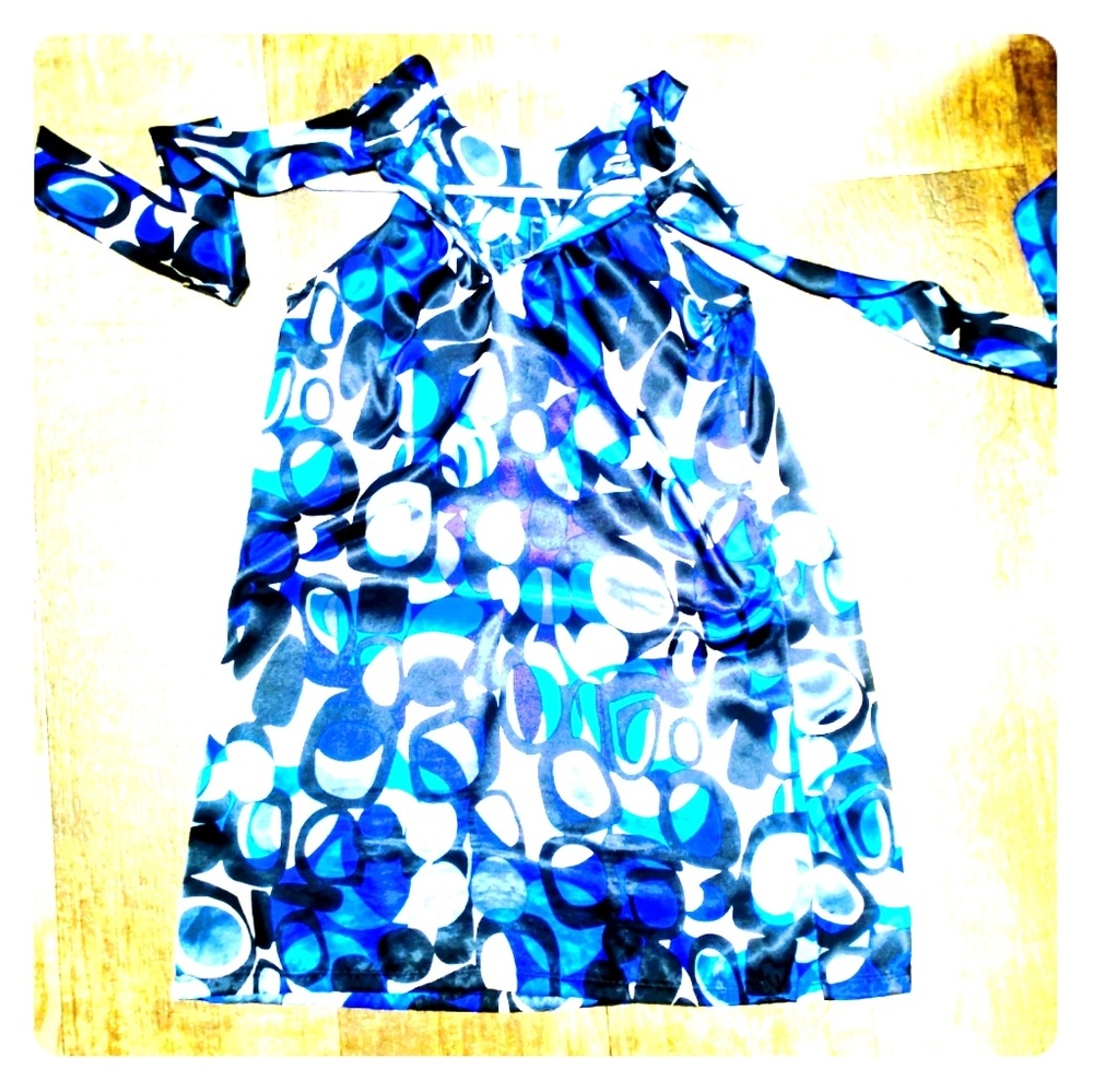 NEW!!! FOREVER flowy mini-dress